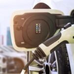 Electric Car को बढ़ावा देने के लिए IOC पेट्रोल पम्पों पर लगेंगे 1400 DC चार्जर