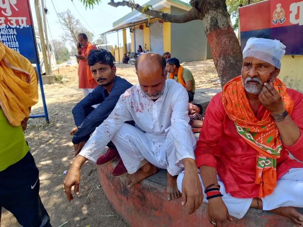 बारात में चले लठ्ठ दोनों पक्षों से दर्जनभर घायल बारात बैरंग वापस केश दर्ज जाँच में जुटी पुलिस