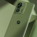 Motorola ने लॉन्च की 6.7 इंच का फुल-एचडी+ पोलराइज़्ड डिस्प्ले फोन