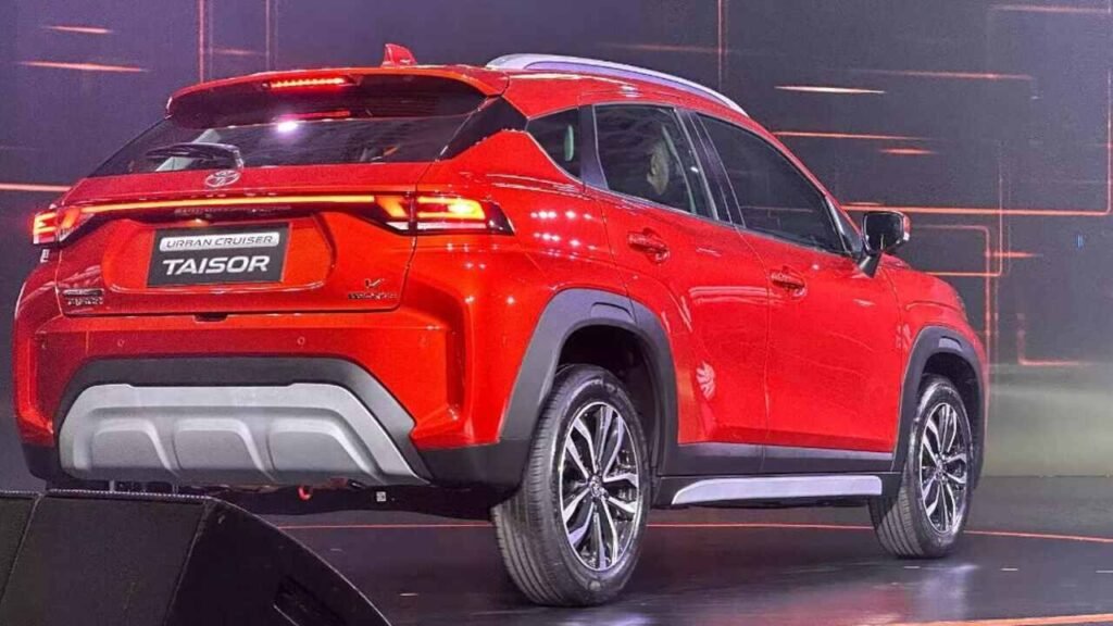 Toyota ने फ्रॉन्क्स अर्बन क्रूजर टेजर का मार्केट में रीबैज मॉडल किया लॉन्च