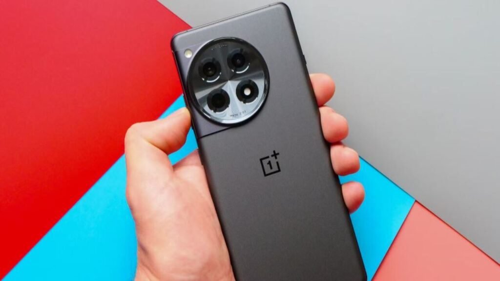 OnePlus 12 की लॉन्च के बाद लीक हुई वनप्लस 13 की डिटेल, देखें फीचर्स